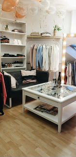 Аренда рейла полки в шоуруме с курьером