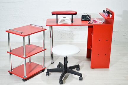 Маникюрные столы/оборудование для салонов