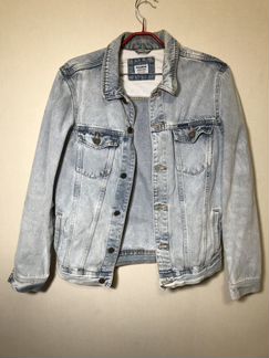 Джинсовая куртка