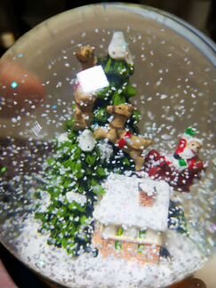 Шар новогодний снежный с оленями