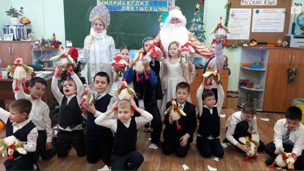 Дед Мороз и Снегурочка. Новогоднее поздравление