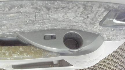 Дверь боковая левая задняя Mitsubishi Grandis, 200