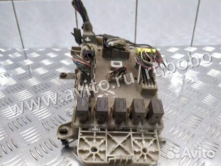 Блок предохранителей салонный 8273142010 Toyota RA