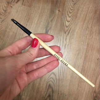 Кисть Bobbi Brown ultra fine eyeliner brush