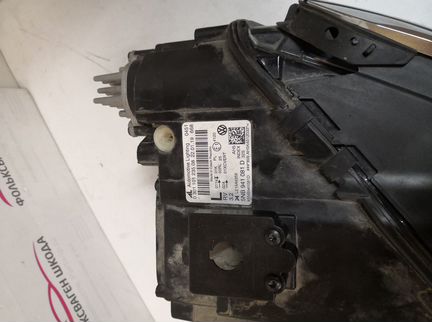 Фара передняя левая Фольксваген Тигуан 2