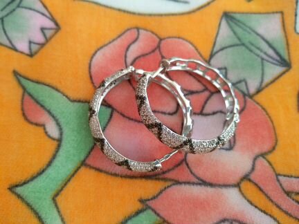 Новые серьги - серебро с родиевым покрытием