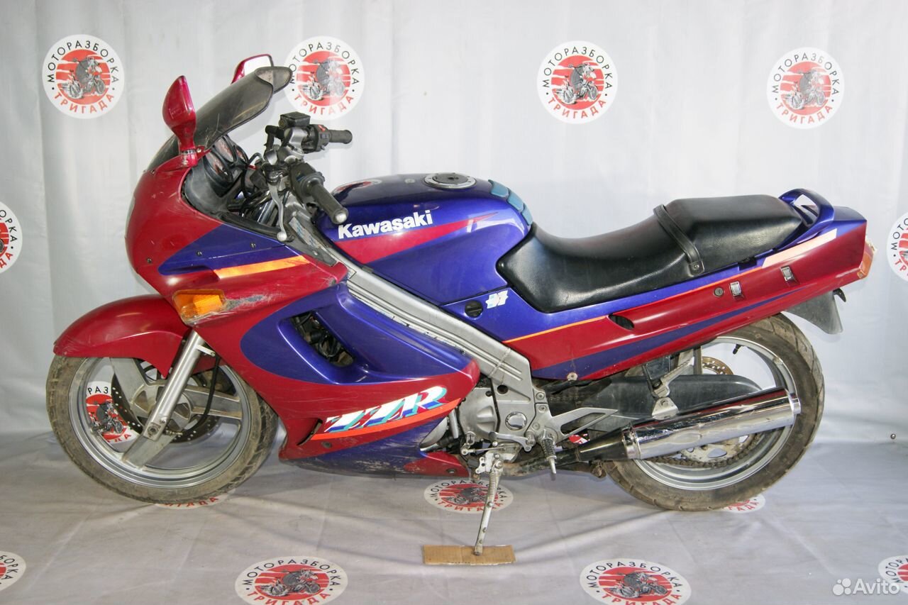 Мотоцикл Kawasaki ZZR250, 2003, полностью в разбор 89646505757 купить 1
