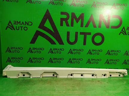 Накладка порога правая Toyota Camry V70 2018