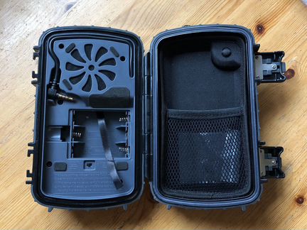 Герметичная колонка для телефона EcoXgear