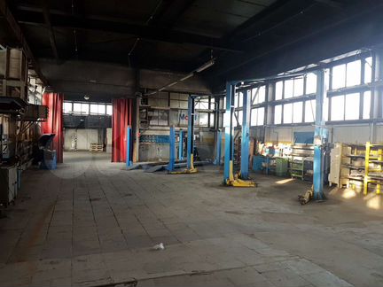 Автосервис в аренду 600 м²