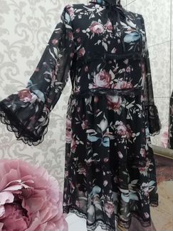 Красивое нарядное платье 46-48