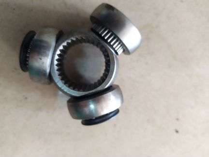 Шрус внутренний правый Mazda3