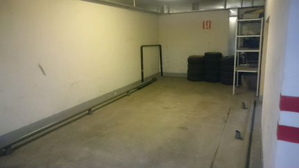 Машиноместо, 25 м²
