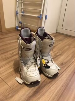 Сноубордические ботинки женские Burton Q 8 (39)