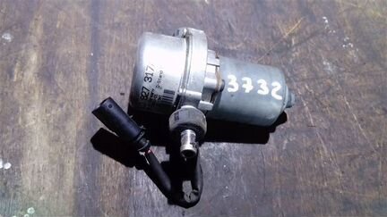 Вакуумный насос Audi A4 B6 2.0