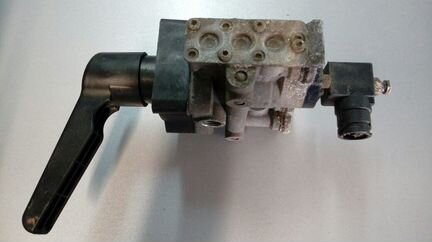 Кран подъема платформы черная ручка