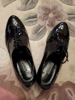 Лоферы женские