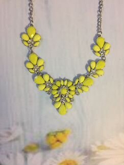 Украшение на шею