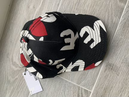 Кепка moschino новая