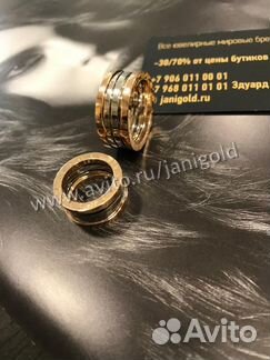 Золотое кольцо bvlgari