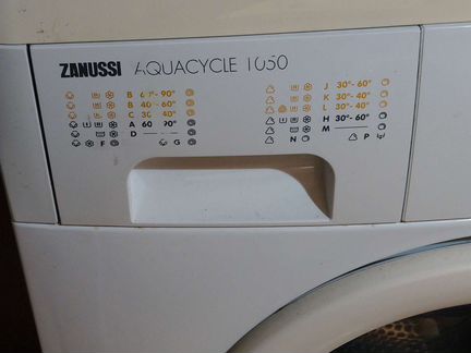 Стиральная машина Zanussi aquacycle 1050