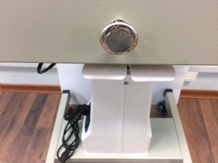 Приборный стол