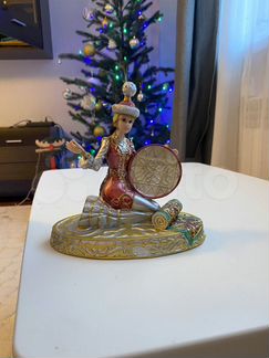 Фигурка статуэтка