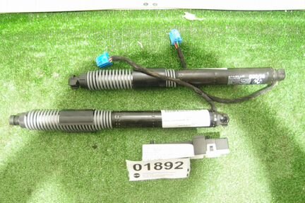 Привод крышки багажника BMW G30