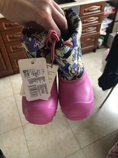 Новые резиновые сапоги