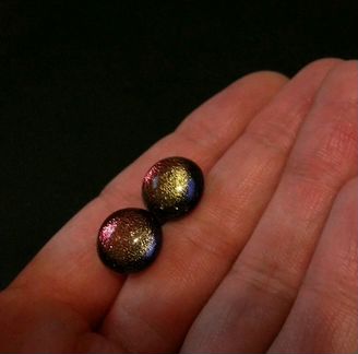 Серьги гвоздики ручной работы из муранского стекла