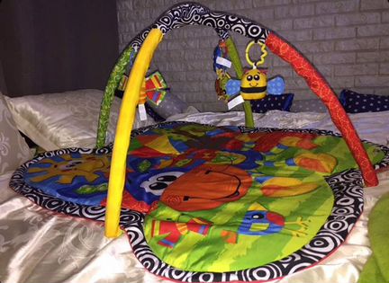 Развивающий коврик