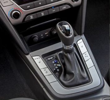 Оригинальная консоль для Hyundai Elantra AD
