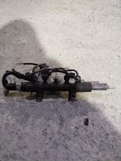 Топливная рампа Форд Транзит 2.2л дизель 2007г