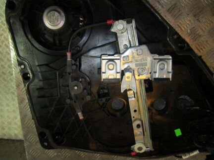 Стеклоподъемник задний правый Форд Фиеста мк6 6