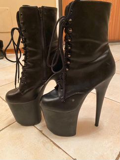 Ботильоны стрипы