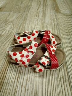 Сандалики летние