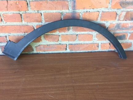 Накладка крыла передняя правая Toyota RAV4 CA40