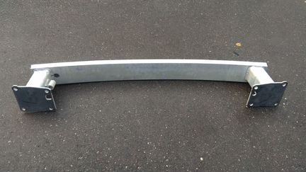 Усилитель бампера заднего Пежо 5008 (2016)