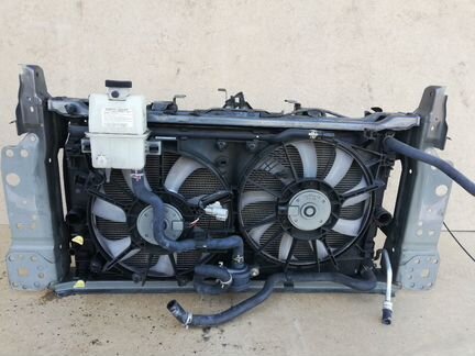 Кассета радиаторов Toyota Prius 4 2017 гибрид