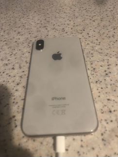 Телефон iPhone X 64gb