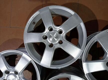 Диски бу литые R15 K на Toyota Nissan Mitsubishi H