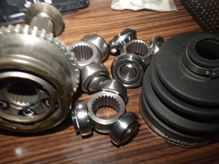 На Renault Captur шрус трипоид