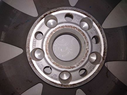 Диск Audi A4 r16