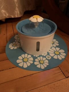 Фонтан для кошек