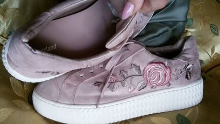 Slipons Graceland. Germany. Велюр. Вышивка шелк