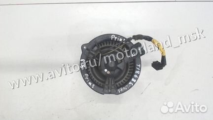 Двигатель отопителя (моторчик печки) Toyota Prius