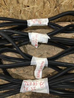 Уплотнитель двери задний левый Hyundai Ix 35 G4KD