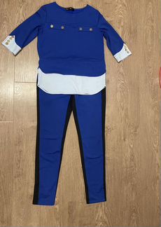 Костюм женский 44