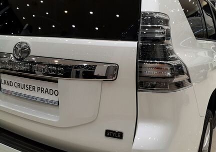 Фонарь Land Сruiser Prado 150 Style 2016-2017