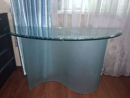 Консоль из закаленного стекла